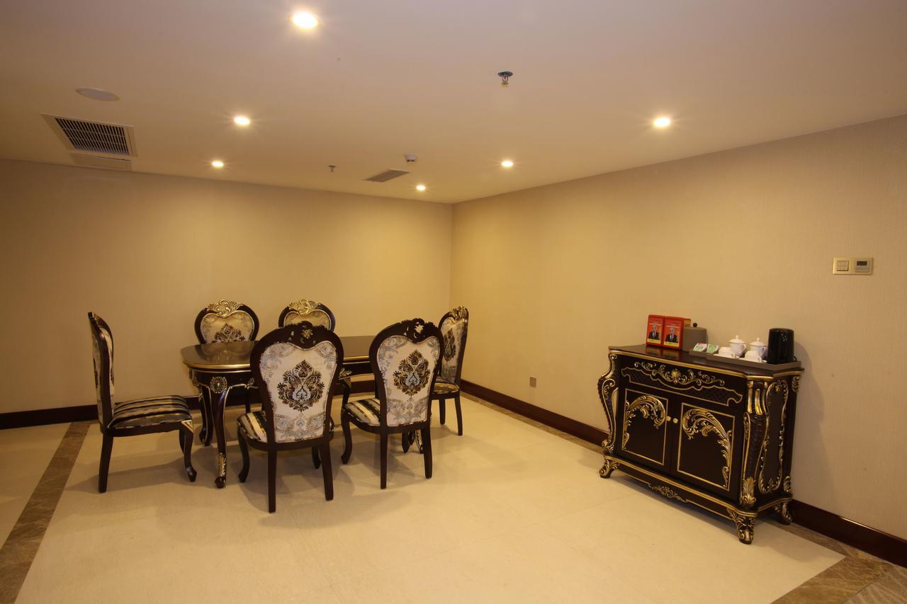 Guangzhou Jin Wan Li Business Hotel Экстерьер фото
