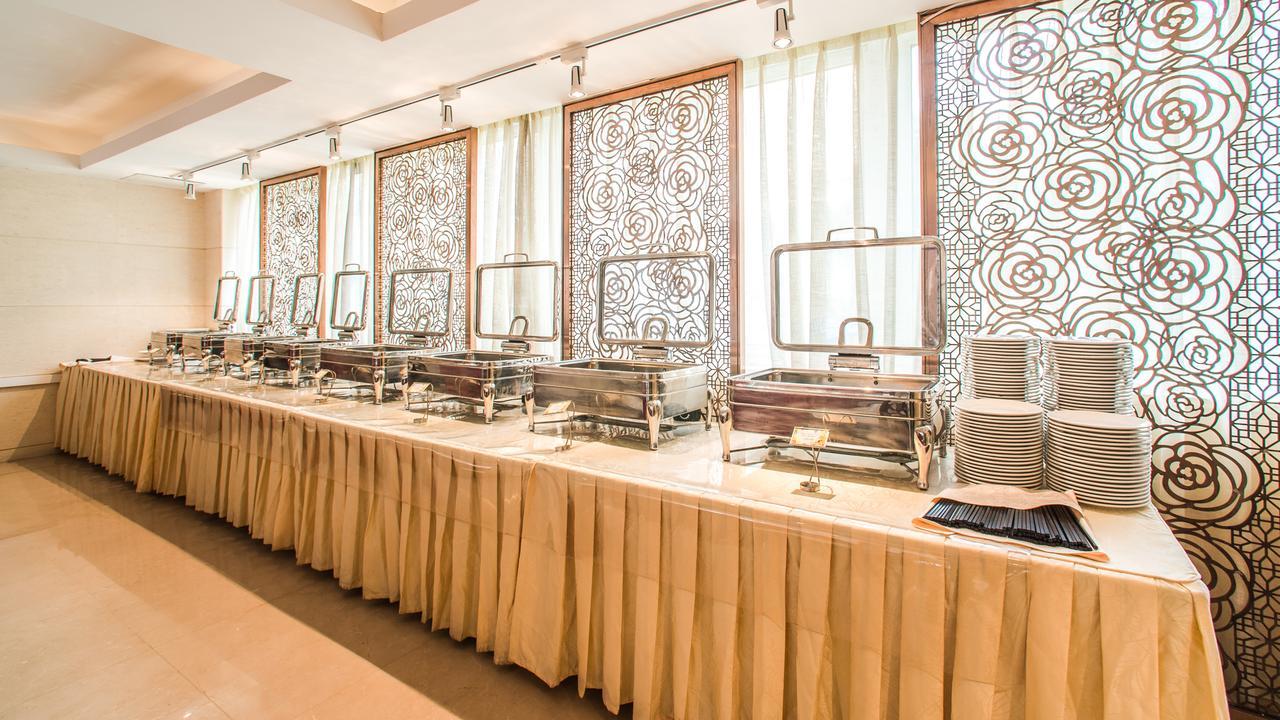 Guangzhou Jin Wan Li Business Hotel Экстерьер фото