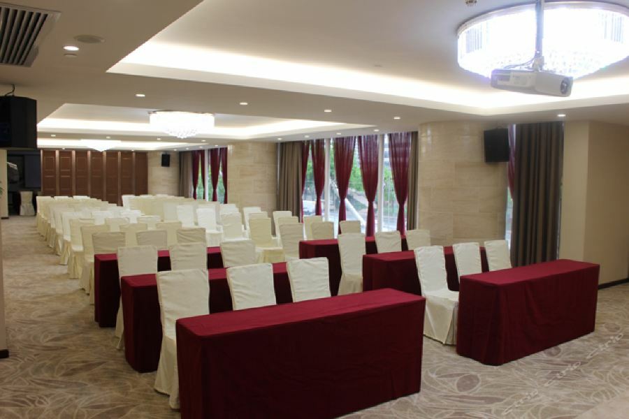 Guangzhou Jin Wan Li Business Hotel Экстерьер фото