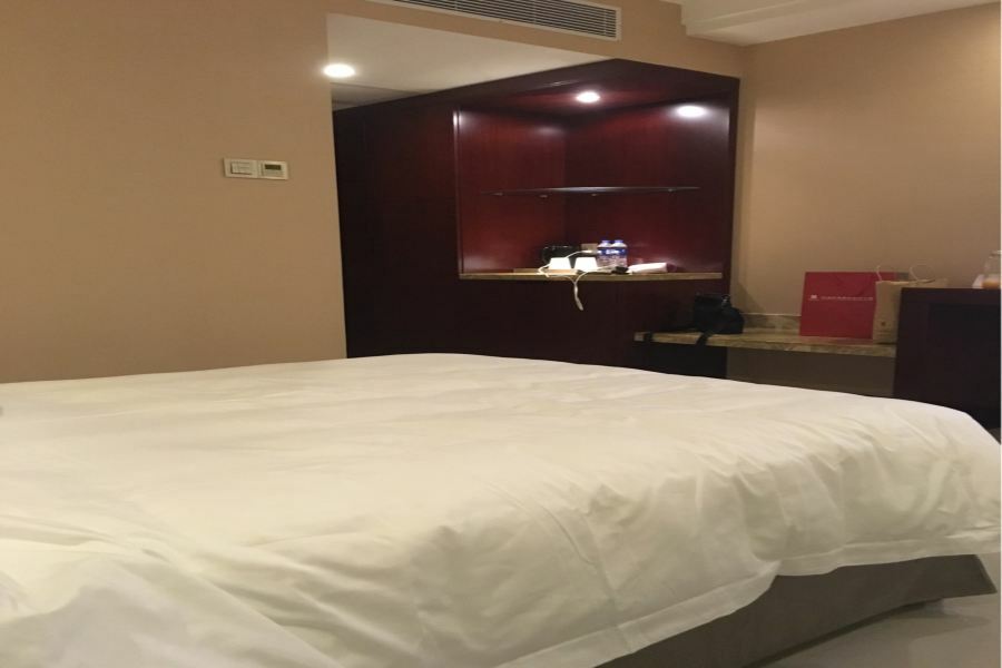 Guangzhou Jin Wan Li Business Hotel Экстерьер фото
